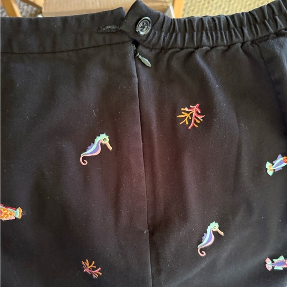 Cold water Creek crop Black capris with Colorful Sea Creatures Size 12 - Picture 4 of 13